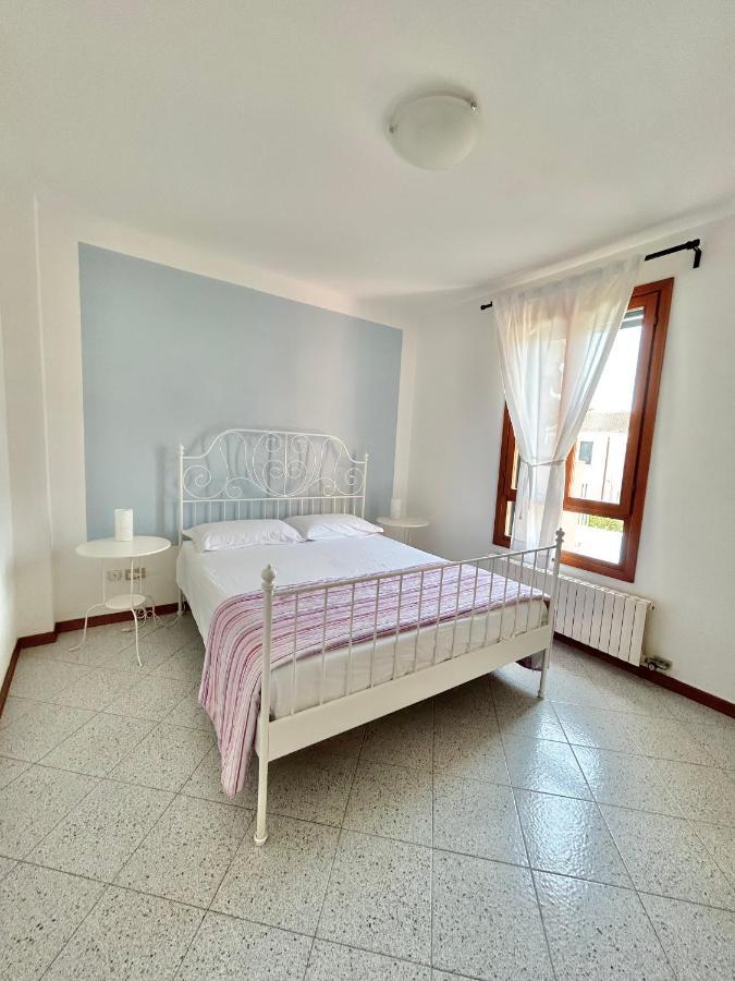 Apartamento Seaside Terrace & Pool Getaway Cavallino-Treporti Exterior foto